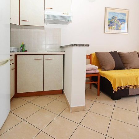 Apartments Lovincic Baška Екстериор снимка