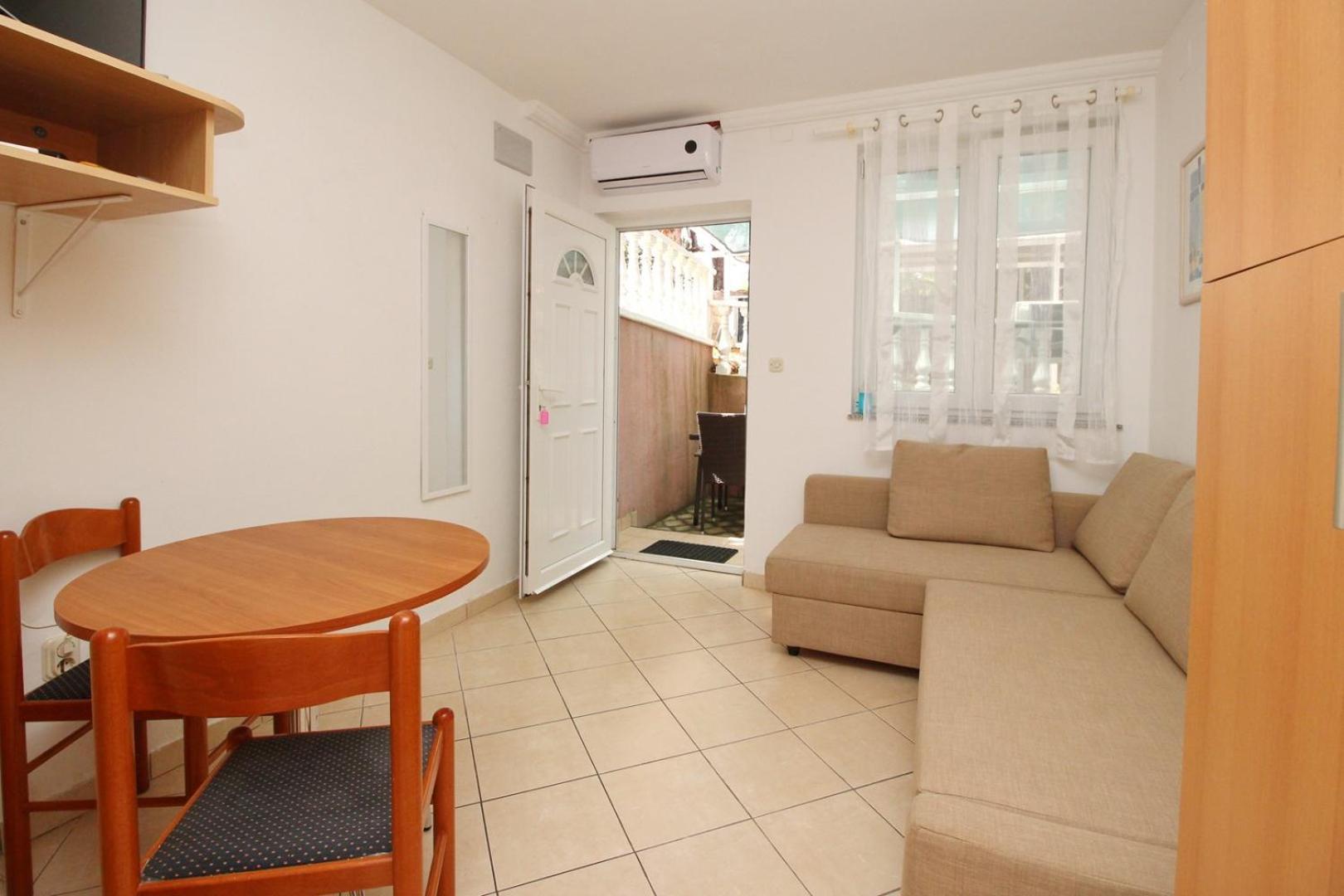 Apartments Lovincic Baška Екстериор снимка