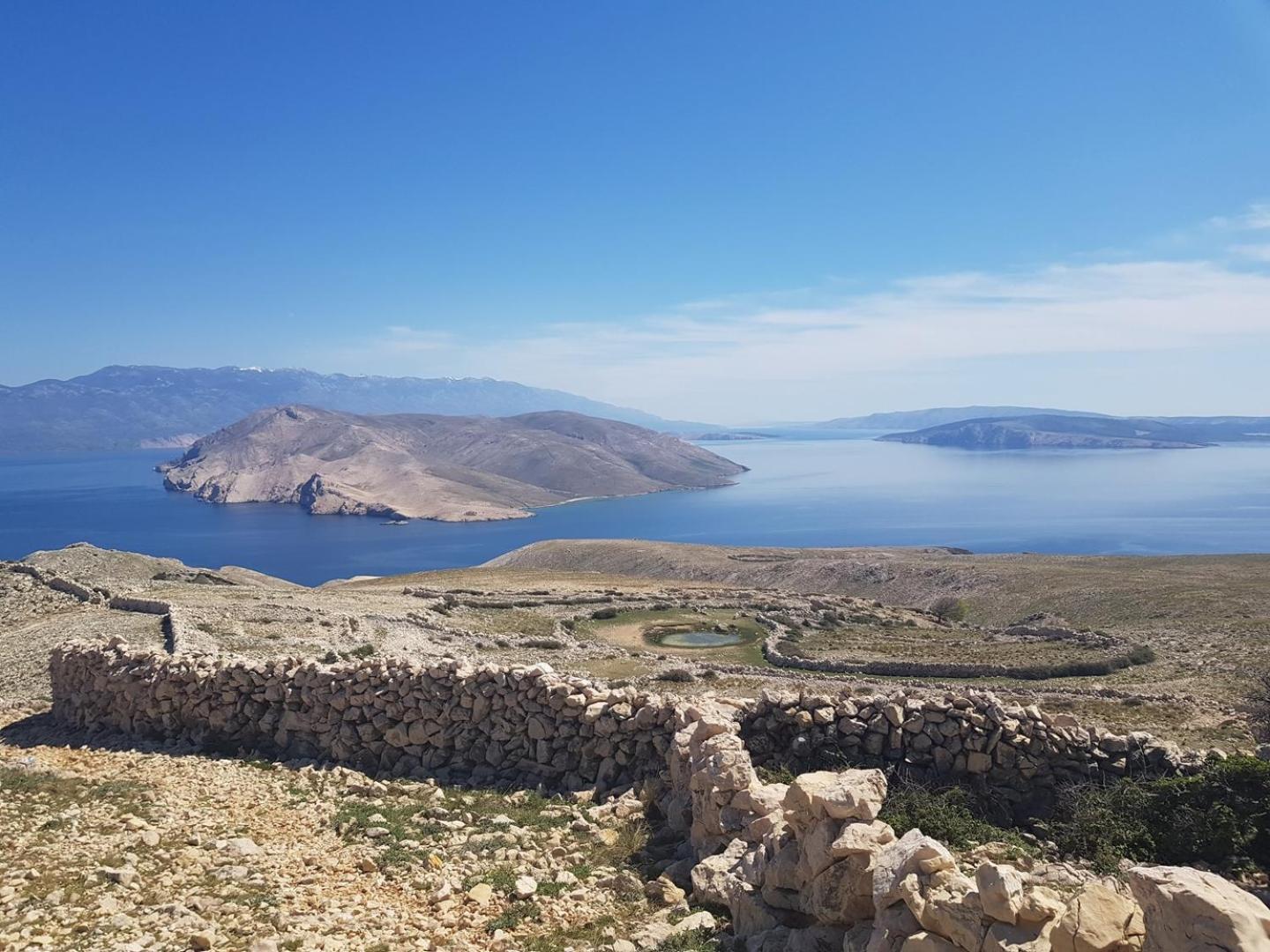 Apartments Lovincic Baška Екстериор снимка